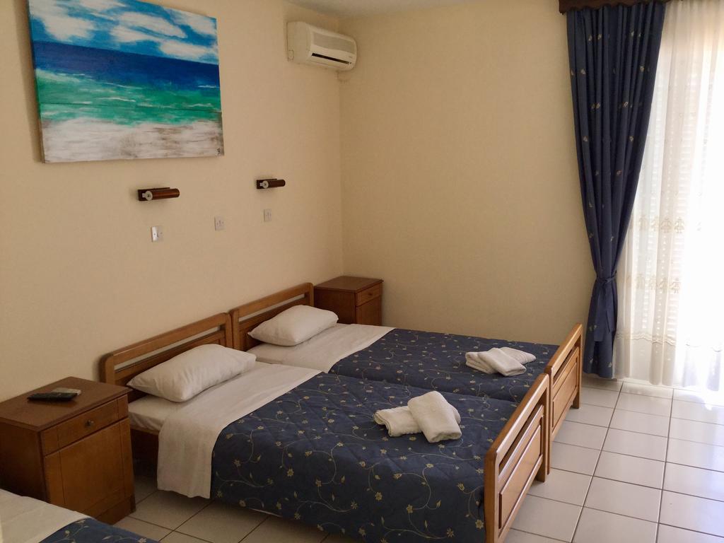 Aneton Aparthotel Chrysi Ammoudia Exterior photo