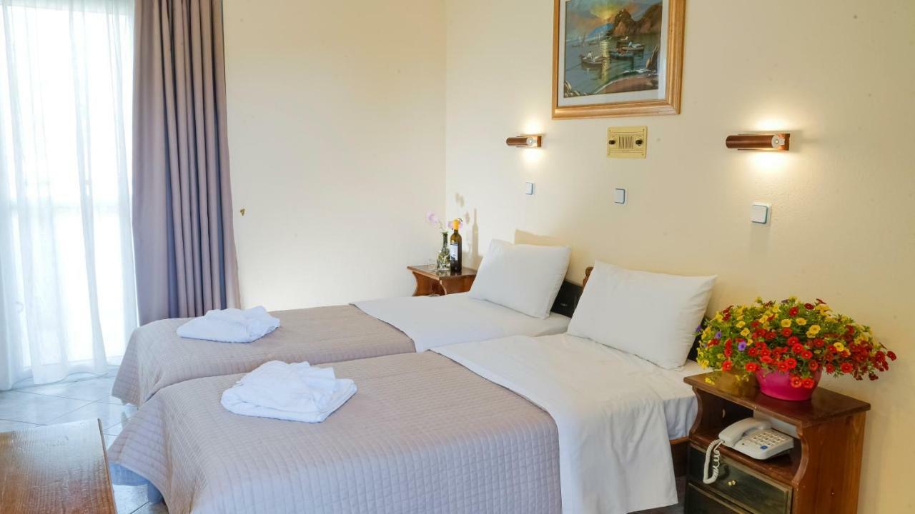Aneton Aparthotel Chrysi Ammoudia Exterior photo